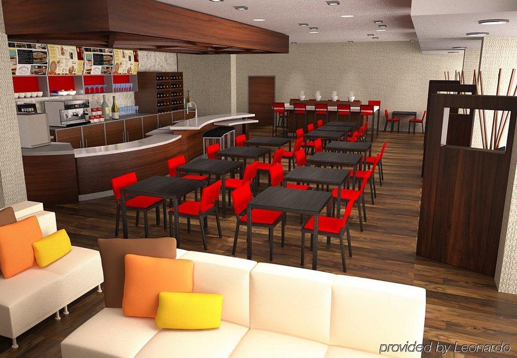 Courtyard By Marriott Салтильо Екстериор снимка